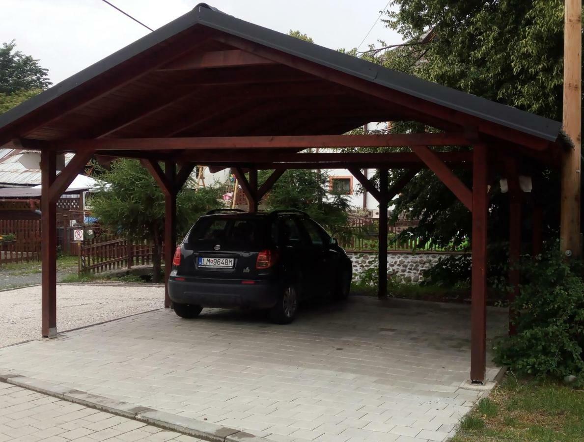Drevenica U Porubaena Villa Jakubovany  Eksteriør bilde